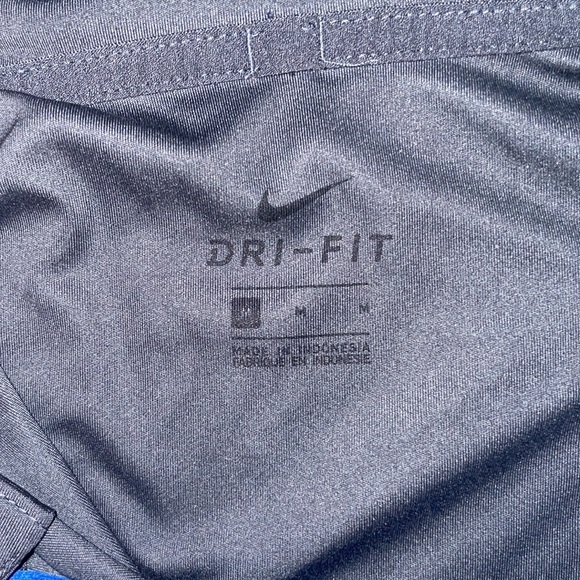 Men’s Size M Medium University of Kentucky DRI-FIT Short Sleeve Grey Polo Shirt - Picture 4 of 7